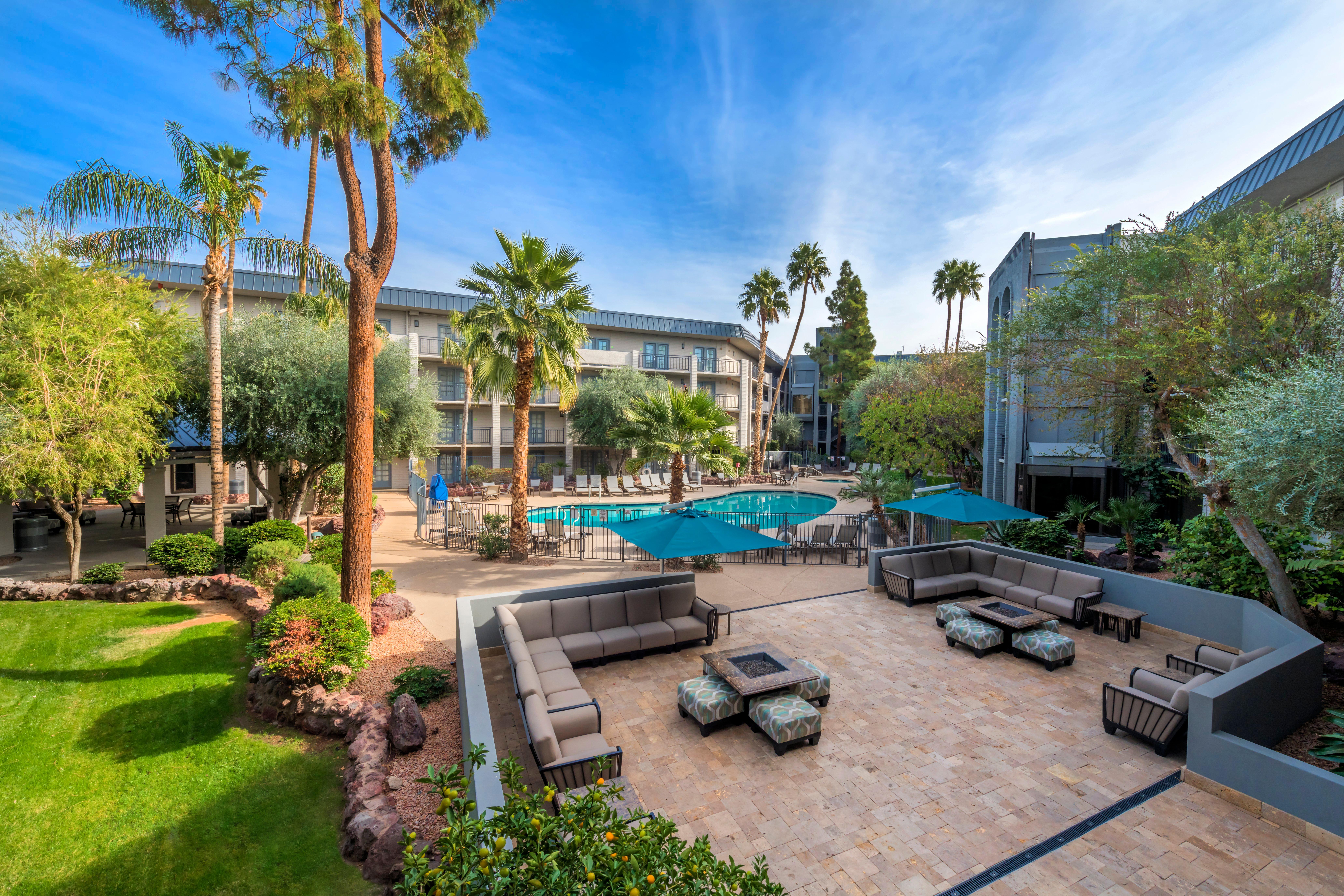 Holiday Inn And Suites Phoenix Airport North By Ihg Extérieur photo