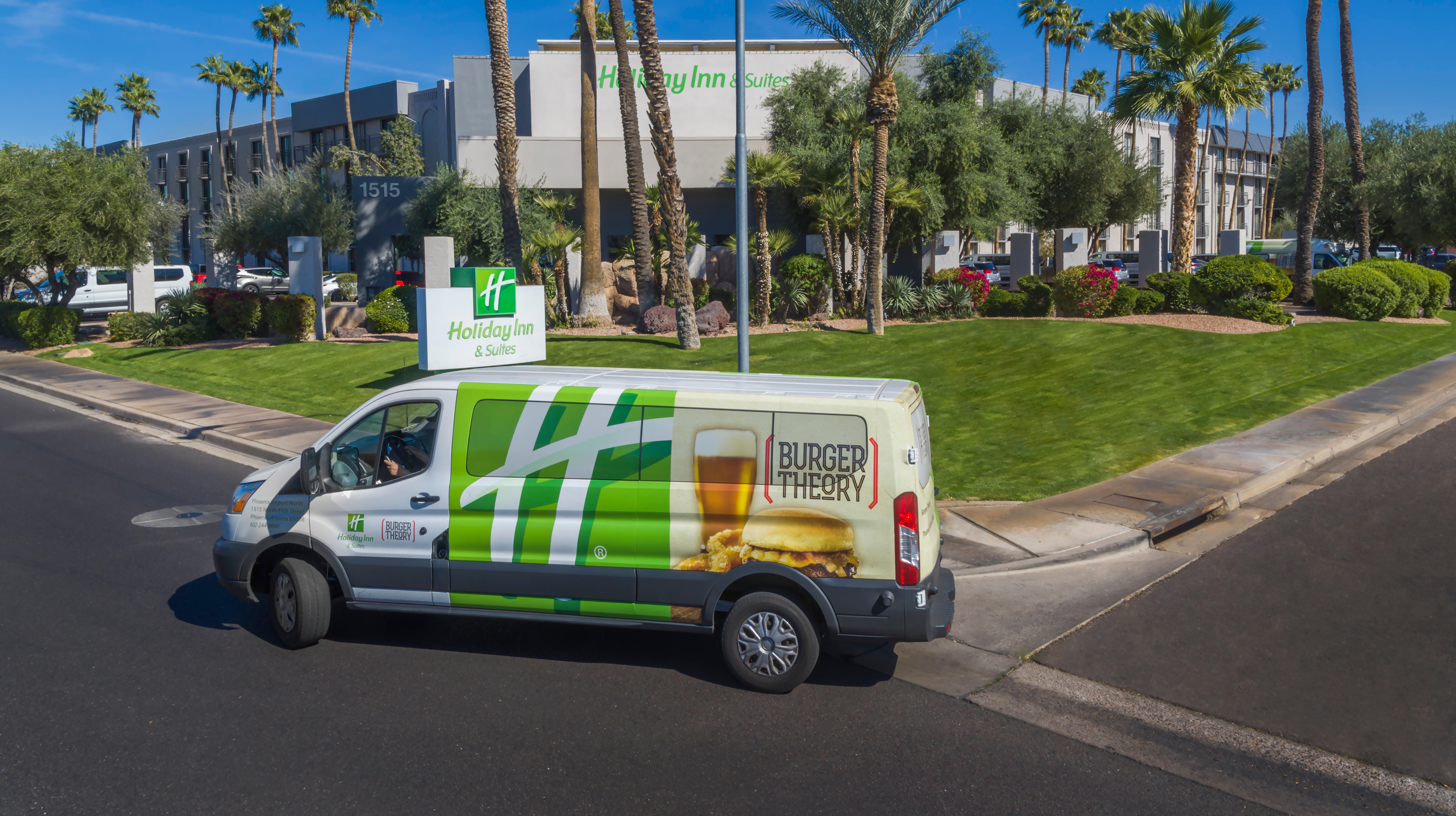 Holiday Inn And Suites Phoenix Airport North By Ihg Extérieur photo
