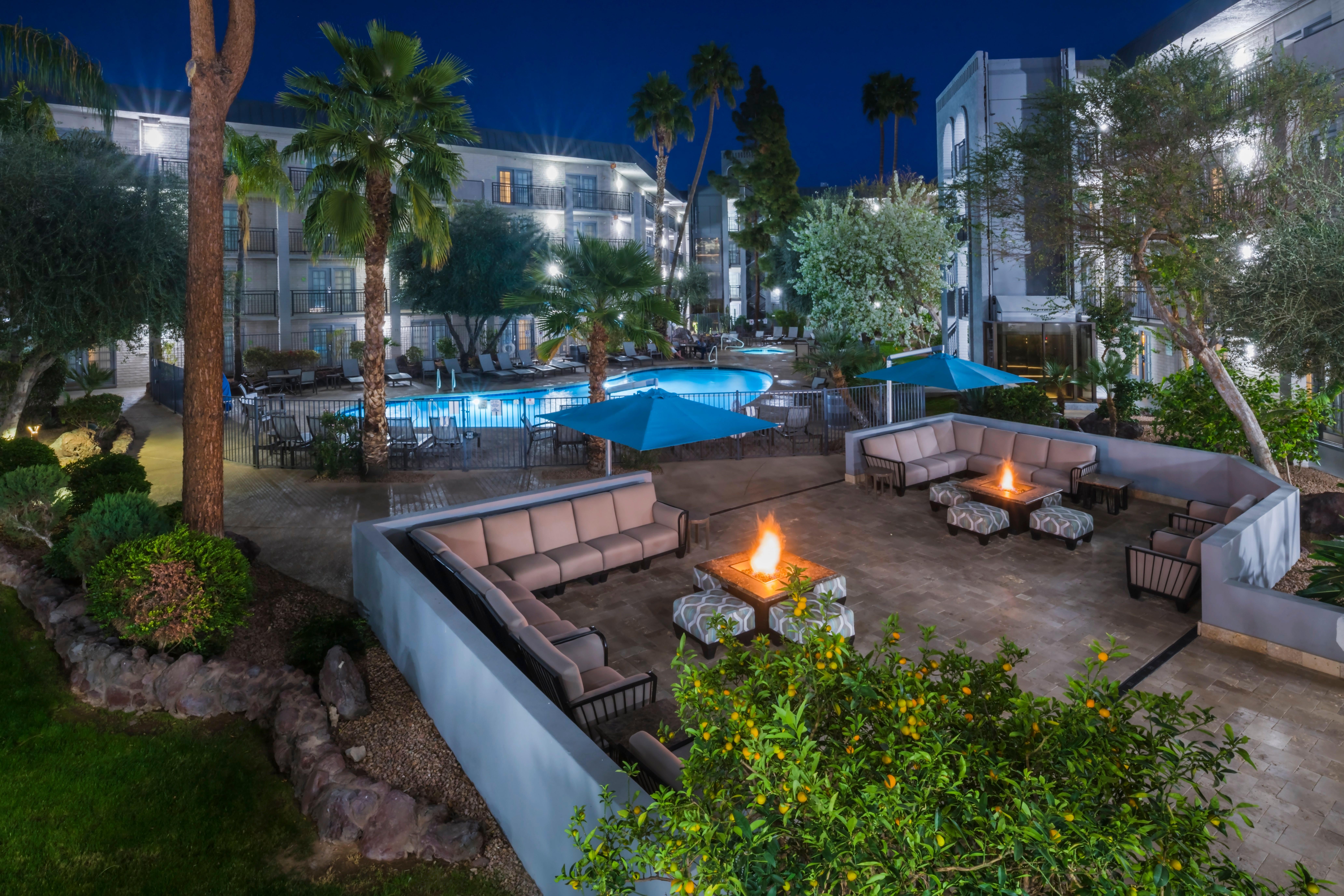 Holiday Inn And Suites Phoenix Airport North By Ihg Extérieur photo