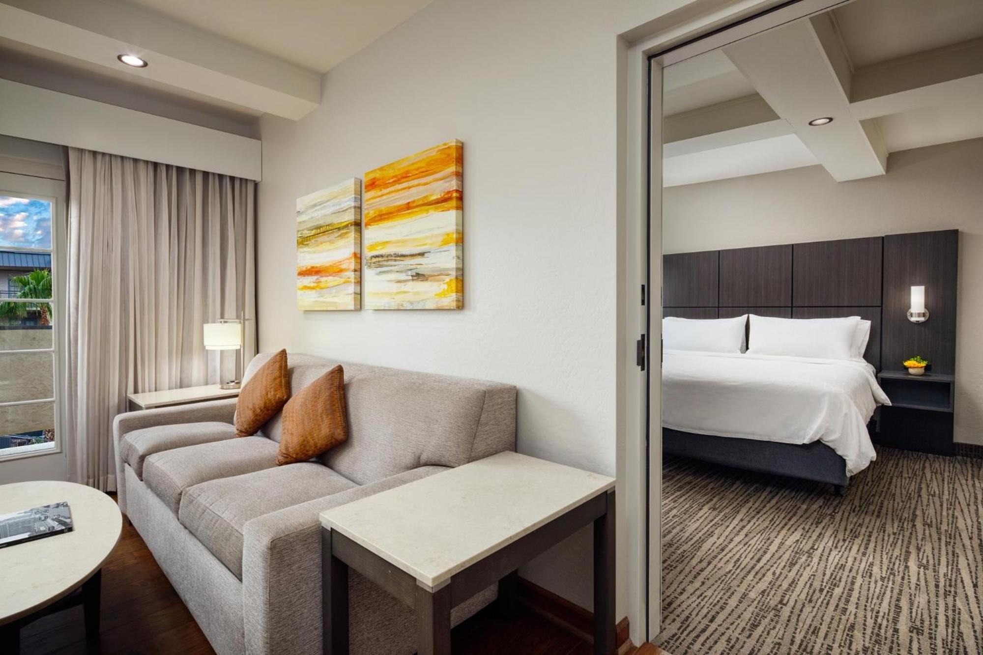 Holiday Inn And Suites Phoenix Airport North By Ihg Extérieur photo
